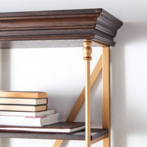 | خزانة كتب مصممة بعناية من خشب هندسي