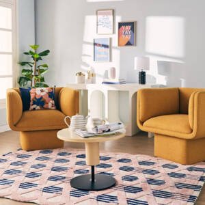 | كرسي مفرد بقاعدة مربعة