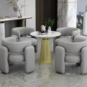 كرسي مفرد بتصميم حديث