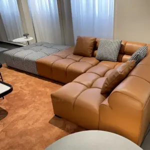 | كنب جلد منقسمة بتصميم اوروبي