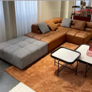 | كنب جلد منقسمة بتصميم اوروبي