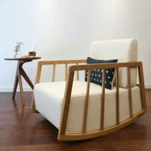 كرسي هزاز خشب حديث