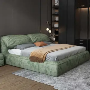 سرير مودرن مع 2 كومود