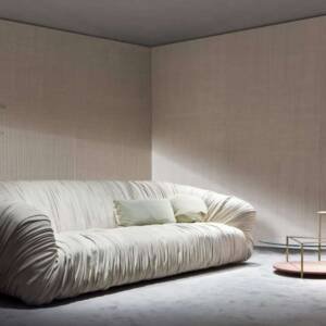 | كنبة بتصميم مميز انيق