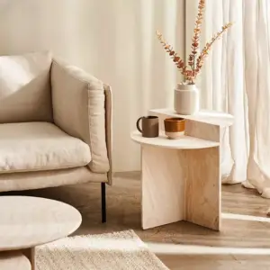 طاولة جانبية رخامية مميزة