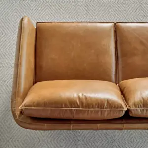 | كنب مودرن جلد ثلاثي المقاعد بتصميم جورديان