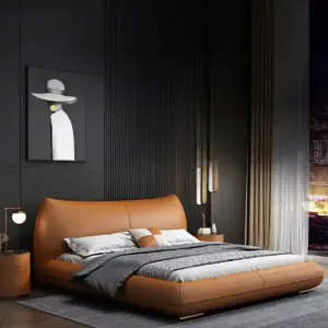 سرير جلد بتصميم مميز فاخر