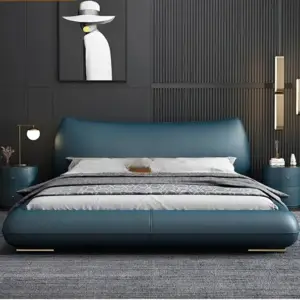 سرير جلد بتصميم مميز فاخر