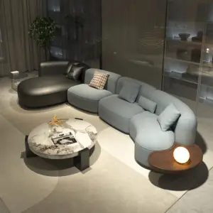 | كنب مميزة مع طاولة خدمة جانبية