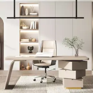 مكتب بتصميم متدرج حديث