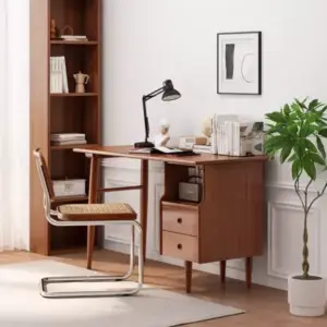 مكتب خشبي عصري مميز