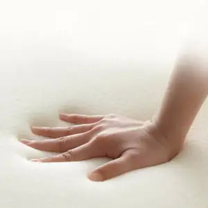 كنب فاخر بطابع مريح – تصميم واسع بتنجيد ناعم – قاعدة خشبية متينة وألوان مميزة 6 | كنب فاخر بطابع مريح – تصميم واسع بتنجيد ناعم – قاعدة خشبية متينة وألوان مميزة