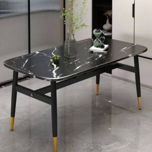 | طاولة طعام مع كراسي بتصميم فاخر