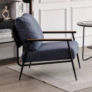 | كرسي مفرد بتصميم مريح بسيط