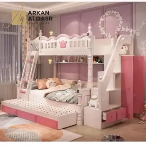 سرير أطفال كوين فاخر – تصميم فاخر مبطن – قاعدة خشبية متينة – متوفر بألوان متعددة