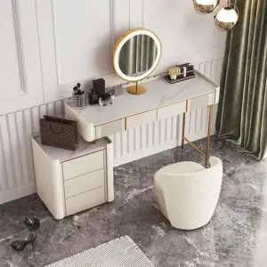 طاولة تسريحة بتصميم مميز مع مرايا و كرسي 1 طاولة تسريحة بتصميم مميز مع مرايا و كرسي