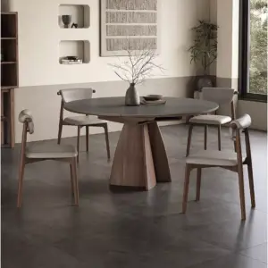 طاولة طعام بتصميم قابل للتمدد مع كراسي