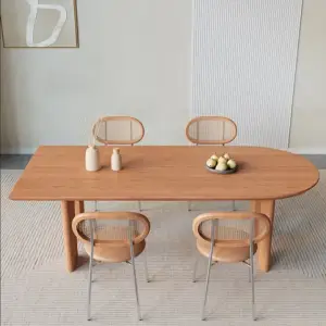 | طاولة طعام خشبية بتصميم يدوي عالي الجودة