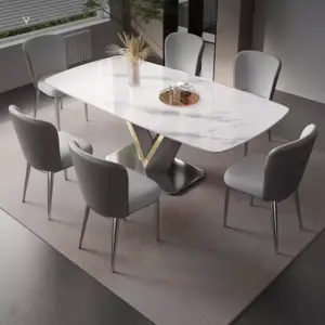 طاولة طعام بقاعدة متينة مع كراسي مودرن 