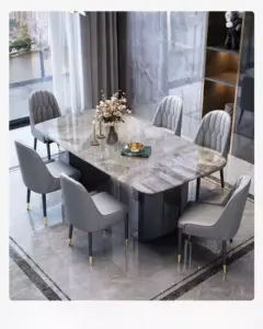 طاولة طعام رخامية بتصميم فخم وشيك 