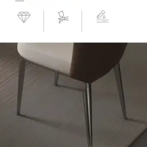 | طاولة طعام بقاعدة متينة مع كراسي مودرن