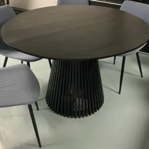 | طاولة طعام دائرية مودرن متعددة المقاس