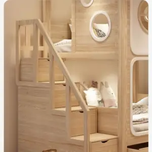 | سرير أطفال دورين من الخشب الطبيعي – تصميم آمن مع سلم جانبي – لون خشبي فاتح – ضمان سنتين