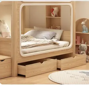 | سرير أطفال دورين من الخشب الطبيعي – تصميم آمن مع سلم جانبي – لون خشبي فاتح – ضمان سنتين