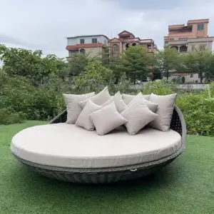 جلسة خارجية دائرىة شيك 