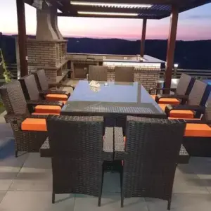 سفرة طعام خارجية مميزة مع كراسي 