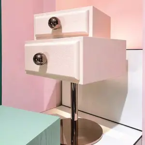 طاولة جانبية بدرجين بتصميم شيك 9 طاولة جانبية بدرجين بتصميم شيك