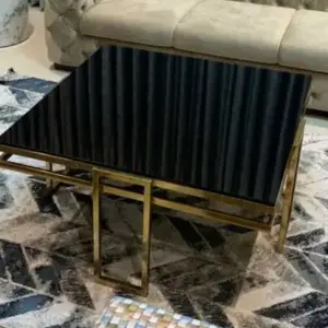 طاولة قهوة رئيسية من الاستيل المذهب