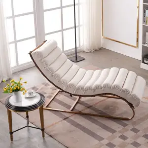 كرسي استرخاء مودرن من الاستيل المذهب