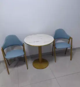 | طاولة قهوة بتصميم اسباني