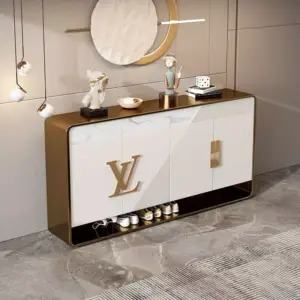 | خزانة أحذية مودرن وفاخرة