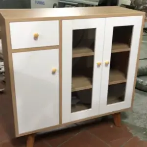 دولاب تخزين بتصميم مميز – واجهة فاخرة وأرفف داخلية متعددة – مثالي لغرف الطعام والبوفيه – تشطيب عصري 3 دولاب-تخزين2