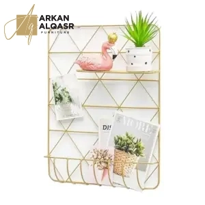 ديكور رف معلق ذهبي بهيكل معدني