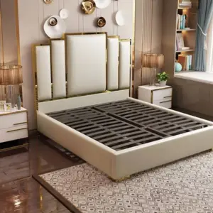 سرير فاخر بتصميم حديث وجلد ناعم