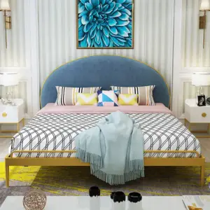 سرير بتصميم انيق بعده مقاسات