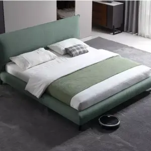 سرير غرفة نوم بتصميم مريح