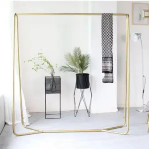 علاقة-ملابس