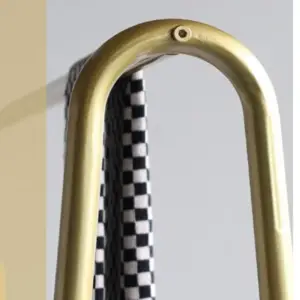 علاقة-ملابس-2