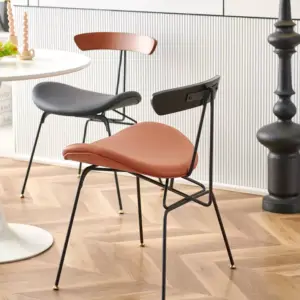 | كرسي جلد بتصميم مودرن