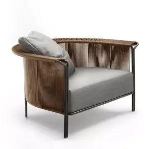 كرسي خيزران فاخر للجلوس بالخارج 