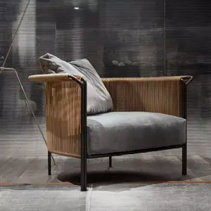 كرسي خيزران فاخر للجلوس بالخارج 