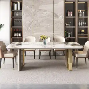 طاولة طعام مع كراسي بتصميم مميز