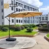 مظلة حديقة مخصصة للجلسات الخارجية
