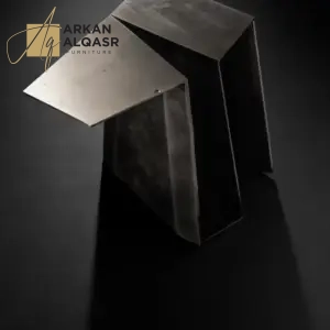 طاولة-جانبيه