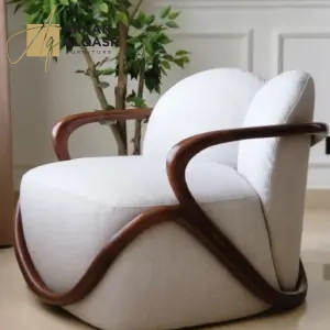 كرسي مفرد بتصميم بسيط