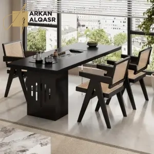 مكتب مع كرسي بتصميم ريفي